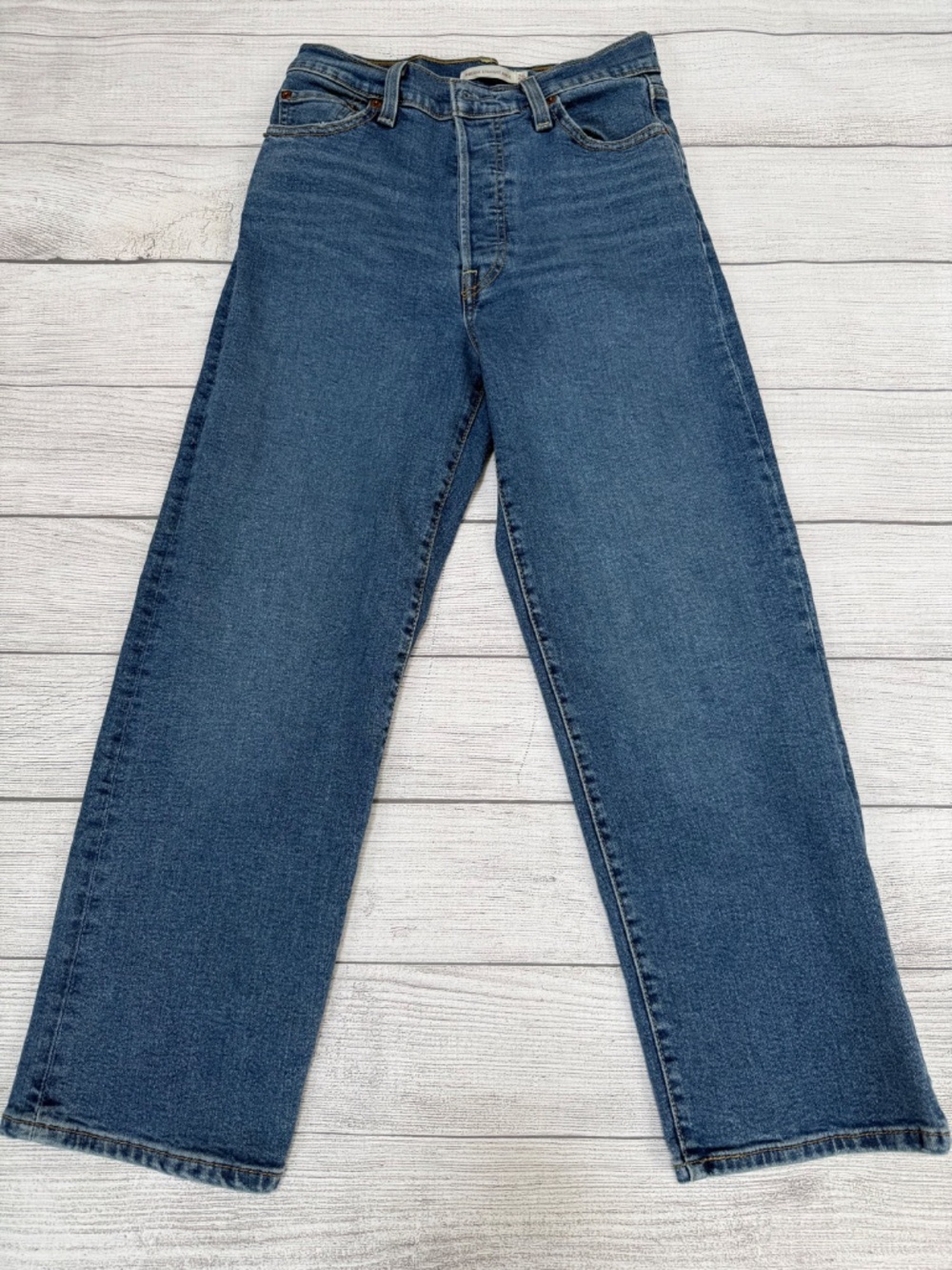Levi's Ribcage Straight Ankle Jeans | Size 26 (W26 L27) | Medium Wash